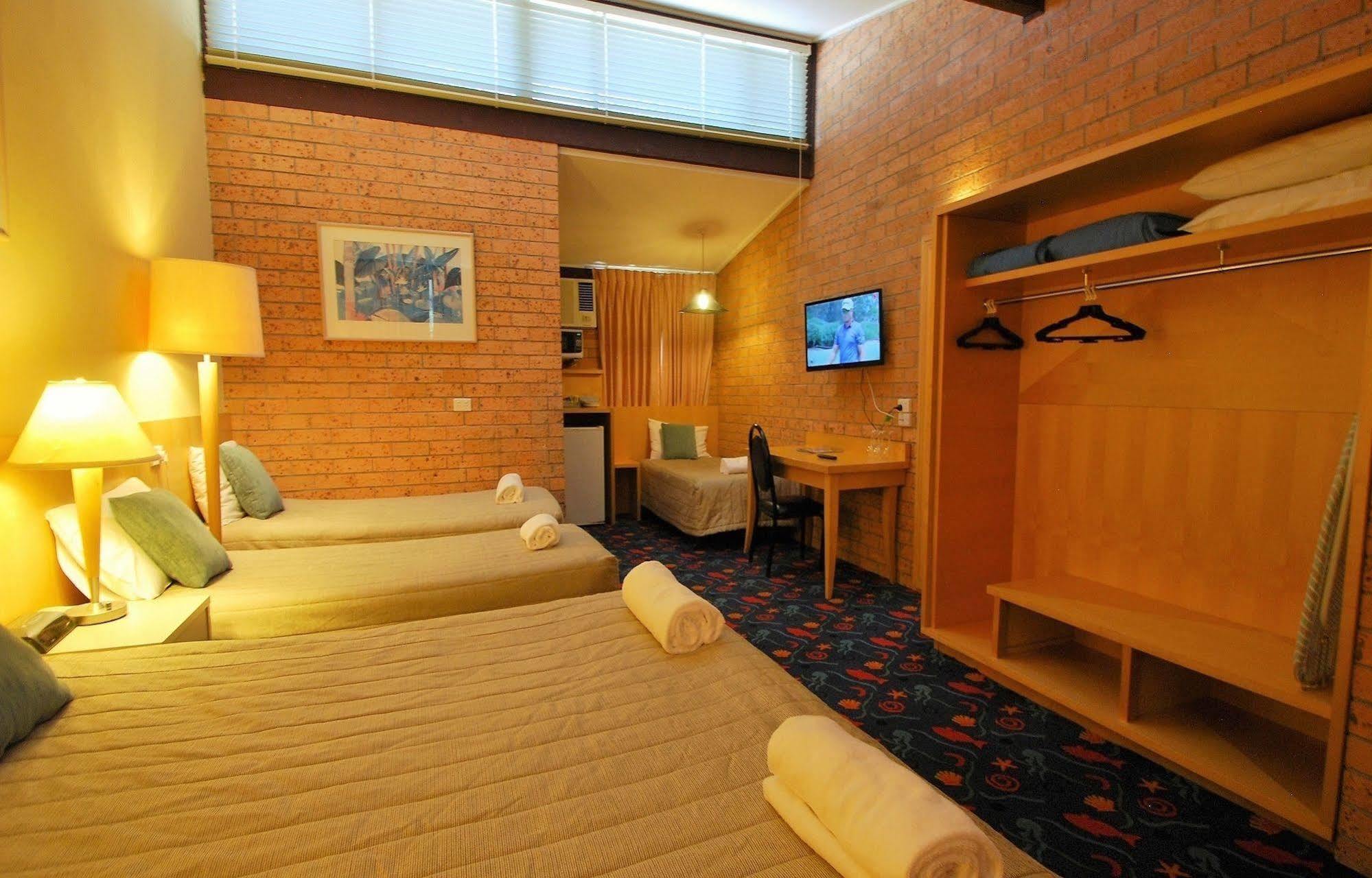 Fern Bay Motel Ngoại thất bức ảnh